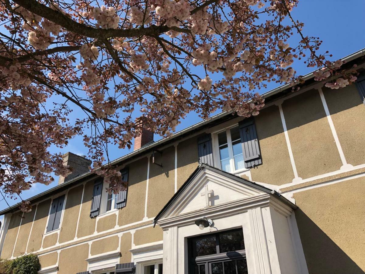 Au Presbytere De Saigneville Exterior foto